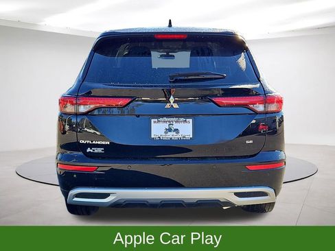 Used 2024 Mitsubishi Outlander SE image 6