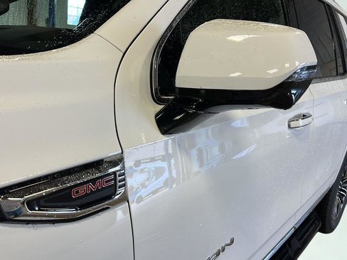 Used 2026 GMC Yukon Elevation AWD/4WD image 6