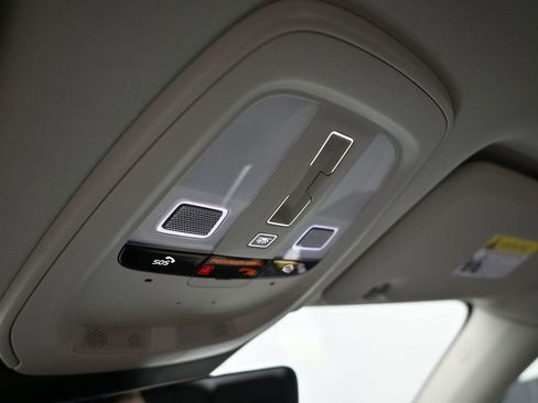 New 2026 Volvo XC60 B5 Core w/ Climate Package image 25