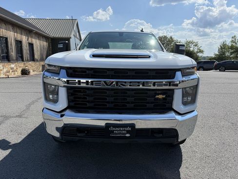 Used 2023 Chevrolet Silverado 2500 LT AWD/4WD image 9