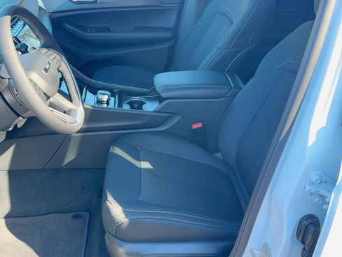 New 2025 Jeep Grand Cherokee L Laredo w/ Luxury Tech Group I image 5