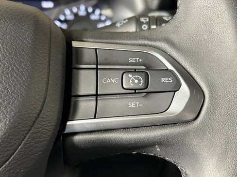 Used 2024 Jeep Compass Latitude AWD/4WD image 24