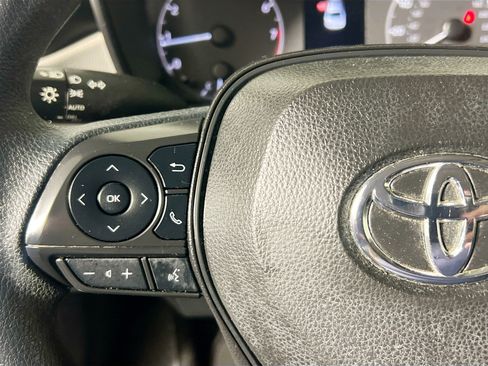 Used 2023 Toyota Corolla LE image 18