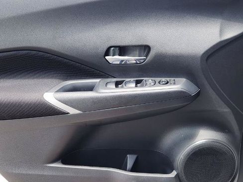 Certified 2024 Nissan Kicks SV FWD image 18