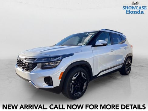 Used 2024 Kia Seltos SX AWD/4WD image 2