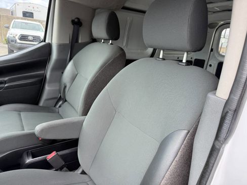 Used 2015 Chevrolet City Express LS image 21