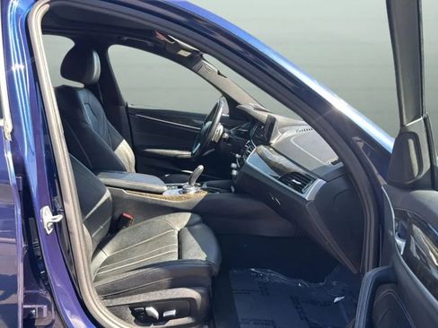 Used 2017 BMW 530i RWD image 35