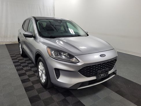 Used 2021 Ford Escape SE FWD image 13