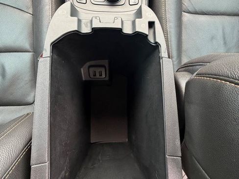Used 2021 GMC Terrain SLT w/ Infotainment Package II FWD image 22
