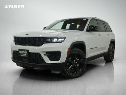 Used 2022 Jeep Grand Cherokee Altitude