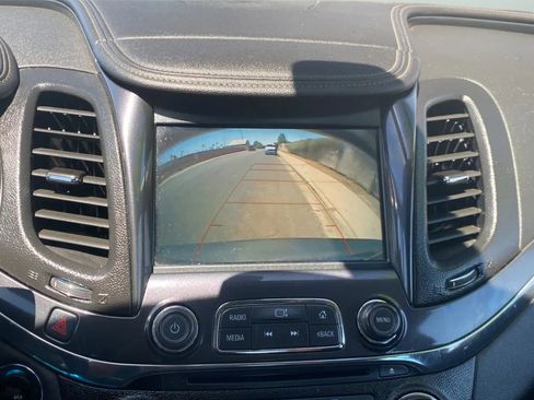 Used 2019 Chevrolet Impala Premier FWD image 14