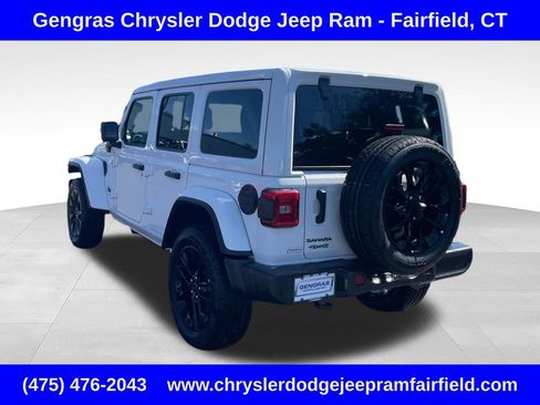 Certified 2025 Jeep Wrangler Unlimited Sahara w/ Safety Group AWD/4WD image 5