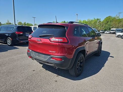 Used 2017 Jeep Cherokee Trailhawk w/ Comfort/Convenience Group image 7
