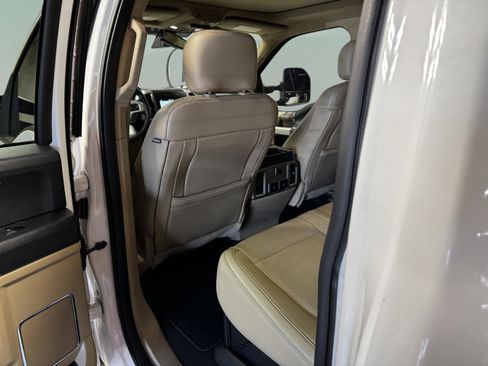 Used 2018 Ford F250 Lariat w/ Lariat Ultimate Package image 12