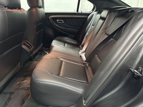 Used 2018 Ford Taurus SEL w/ Equipment Group 201A image 33