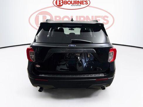 Used 2021 Ford Explorer XLT w/ Equipment Group 202A AWD/4WD image 10