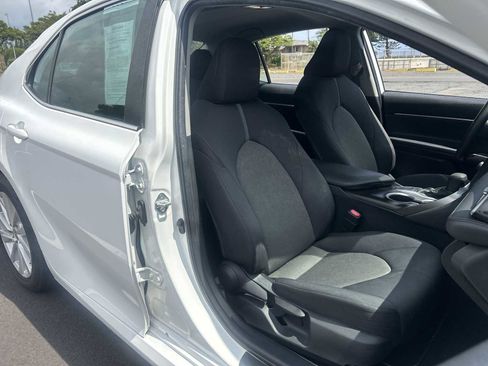 Used 2022 Toyota Camry LE FWD image 24