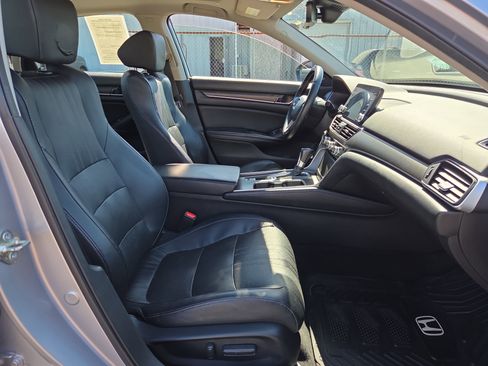 Used 2018 Honda Accord EX-L image 15