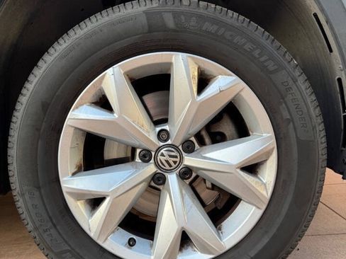 Used 2019 Volkswagen Atlas SE FWD image 23