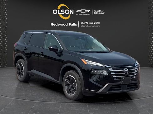 Used 2025 Nissan Rogue SV AWD/4WD image 7