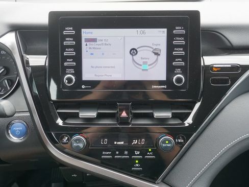 Certified 2024 Toyota Camry SE FWD image 10