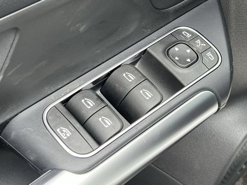 Certified 2026 Mercedes-Benz GLA 250 4MATIC image 13
