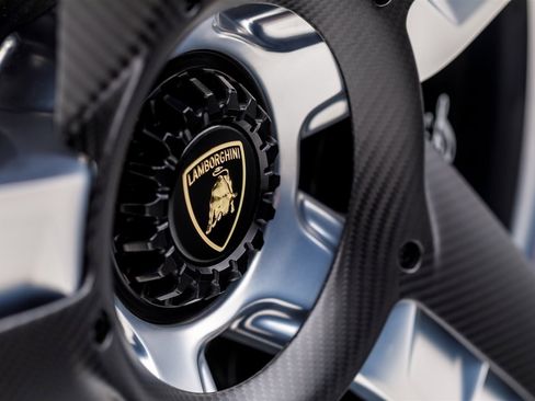 Used 2017 Lamborghini Centenario LP 770-4 image 19