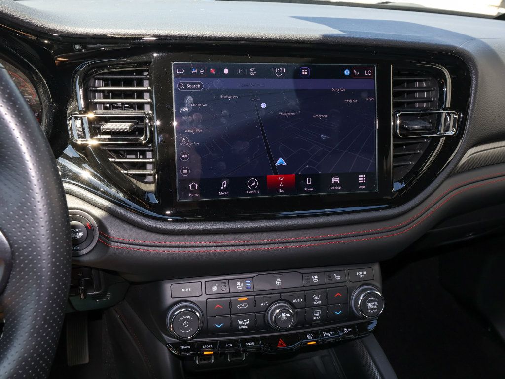 Used 2024 Dodge Durango R/T w/ Tow 'N Go Package AWD/4WD image 24