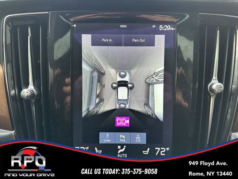 Used 2017 Volvo S90 T6 Inscription w/ Vision Package image 28