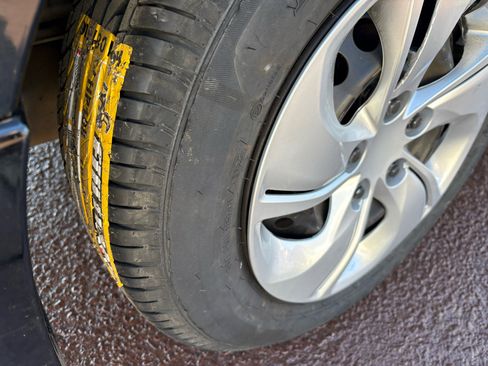 Used 2012 Honda Civic LX image 7