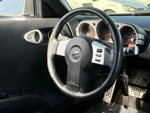 Used 2003 Nissan 350Z Touring RWD image 21