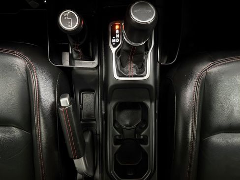 Used 2020 Jeep Gladiator Rubicon image 24