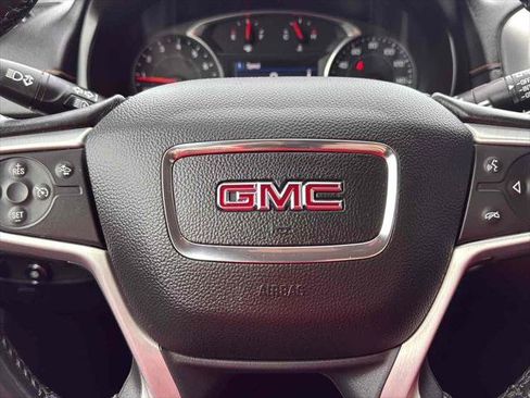 Used 2021 GMC Terrain SLE image 16