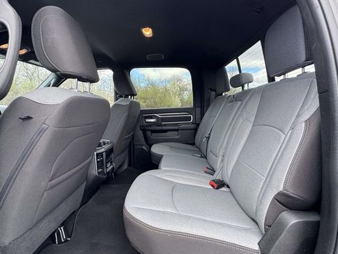 Used 2024 RAM 2500 Big Horn w/ Level 2 Equipment Group image 15