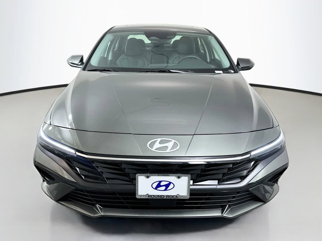 New 2026 Hyundai Elantra Limited FWD image 2