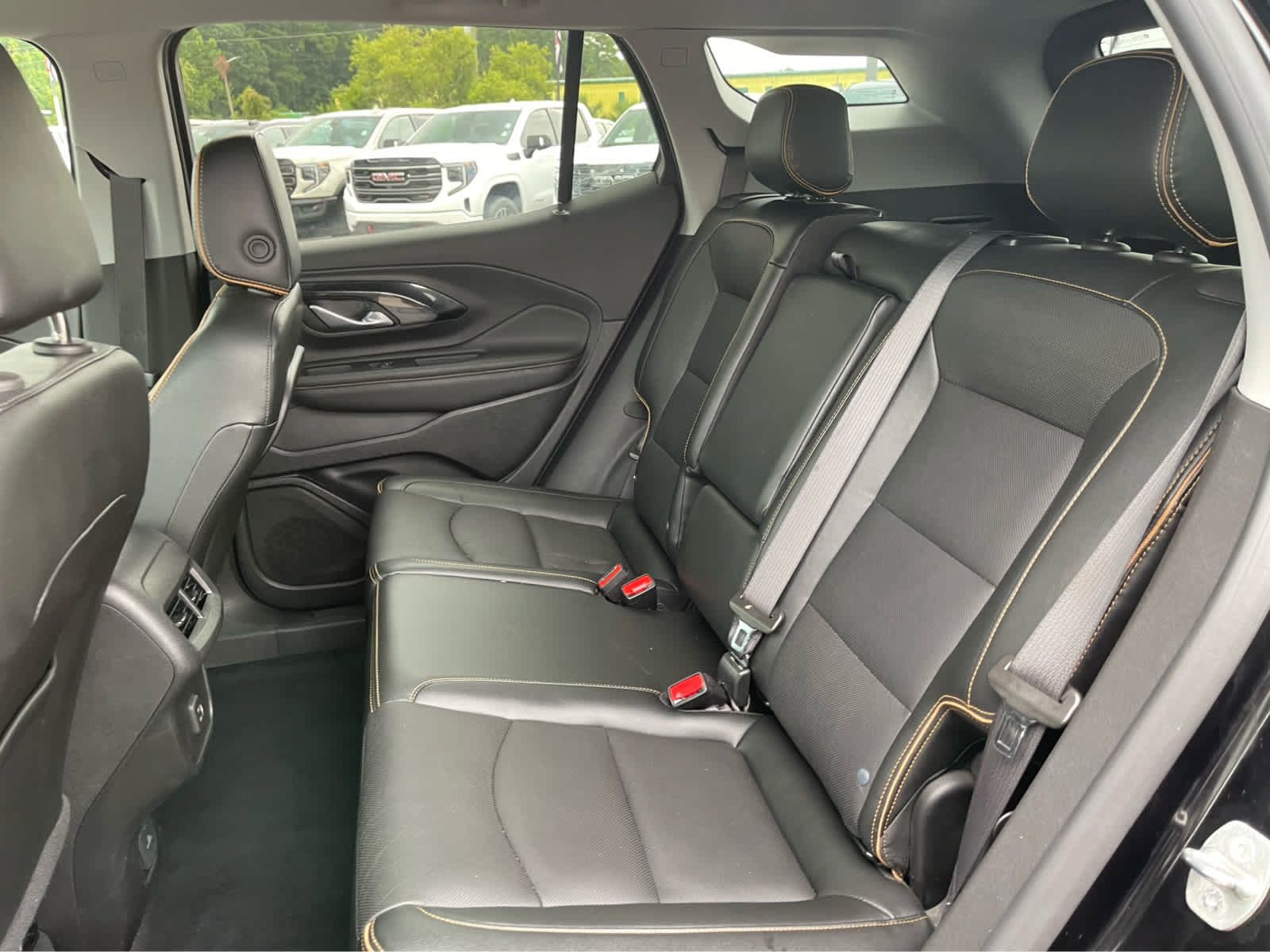 Used 2024 GMC Terrain AT4 AWD/4WD image 21