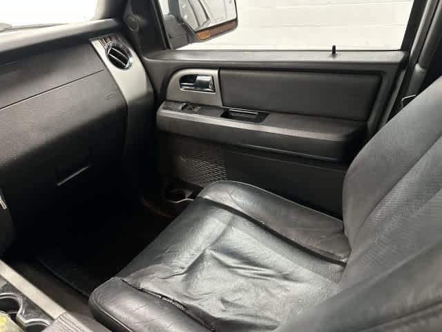 Used 2014 Ford Expedition EL Limited w/ Equipment Group 301A RWD image 13