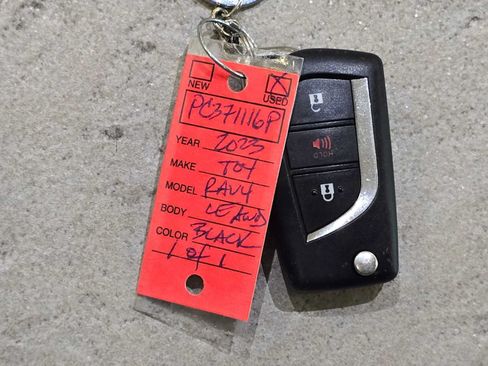 Certified 2023 Toyota RAV4 LE AWD/4WD image 31