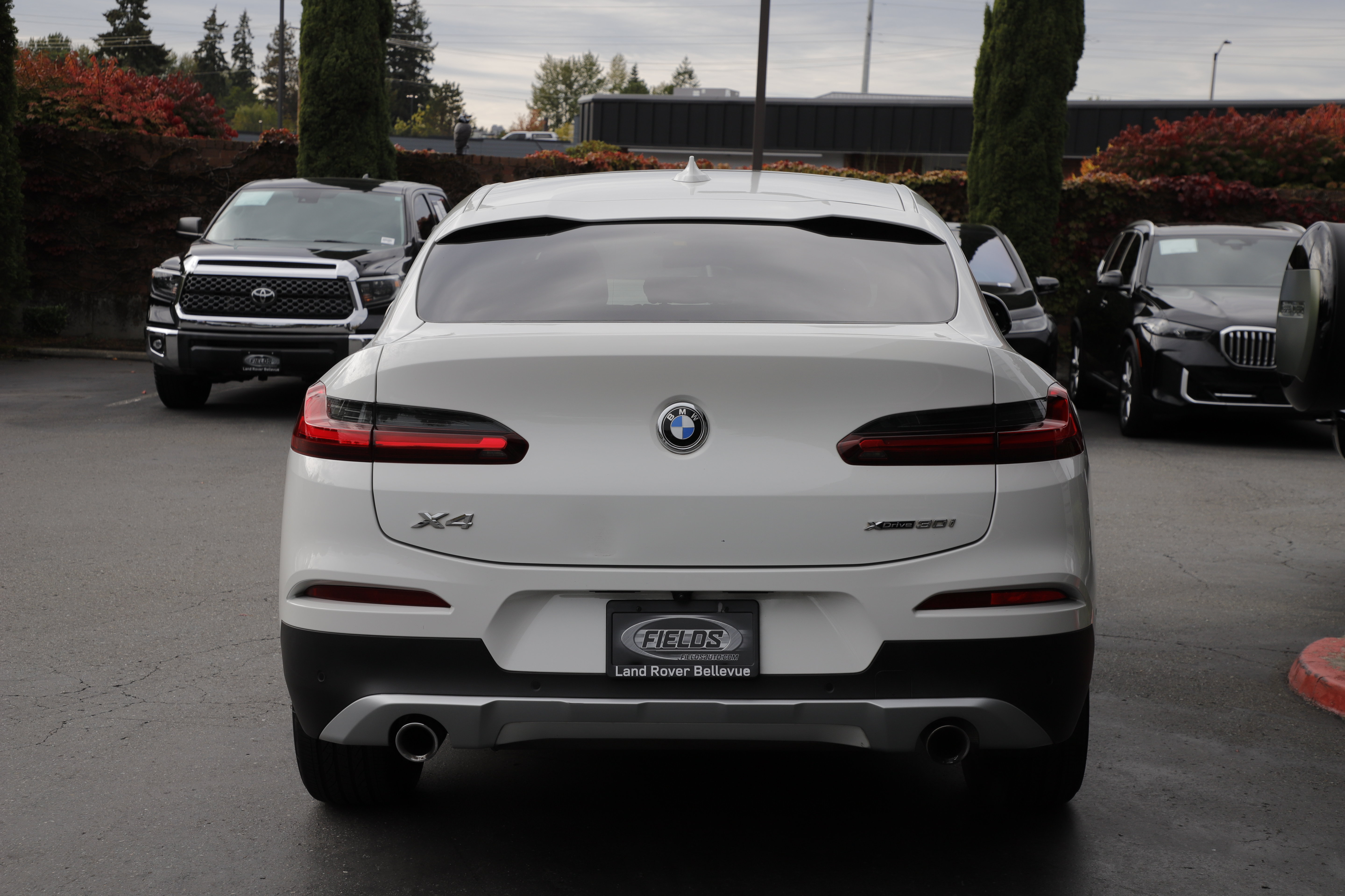 Used 2021 BMW X4 xDrive30i w/ Premium Package AWD/4WD image 9