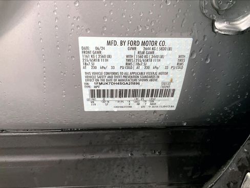 Used 2025 Ford Explorer Active w/ Active Comfort Package RWD image 31