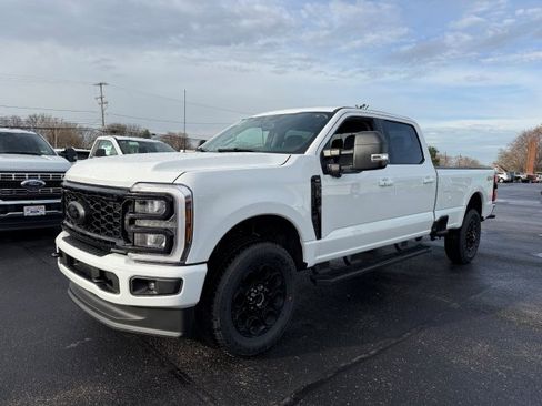 New 2026 Ford F350 XLT w/ XLT Premium Package AWD/4WD image 4