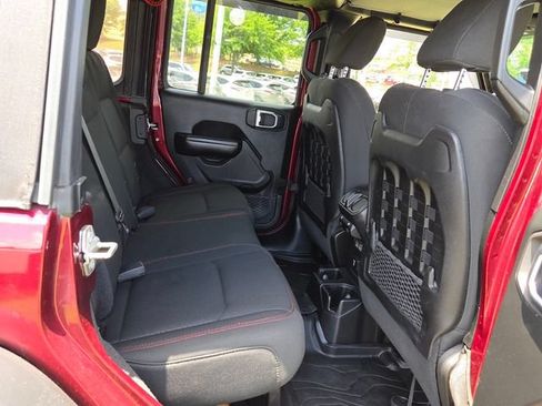 Used 2021 Jeep Wrangler Unlimited Rubicon AWD/4WD image 18