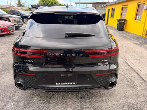Used 2023 Genesis GV70 2.5T w/ Sport Prestige Package AWD/4WD image 13