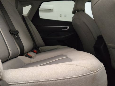 Used 2022 Hyundai Sonata SE FWD image 19