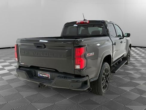 Certified 2024 Chevrolet Colorado Z71 w/ LPO, Dark Essentials Package AWD/4WD image 5