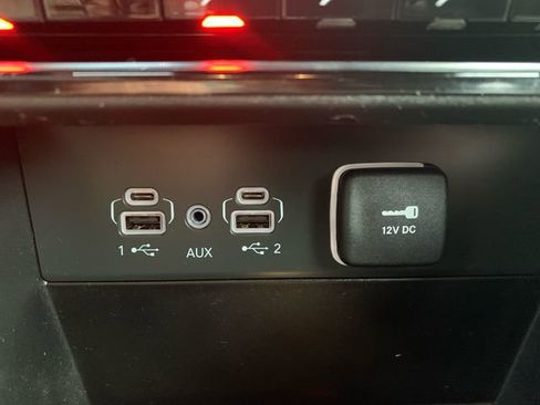 Used 2024 Jeep Grand Cherokee L Laredo w/ Trailer Tow Package image 34