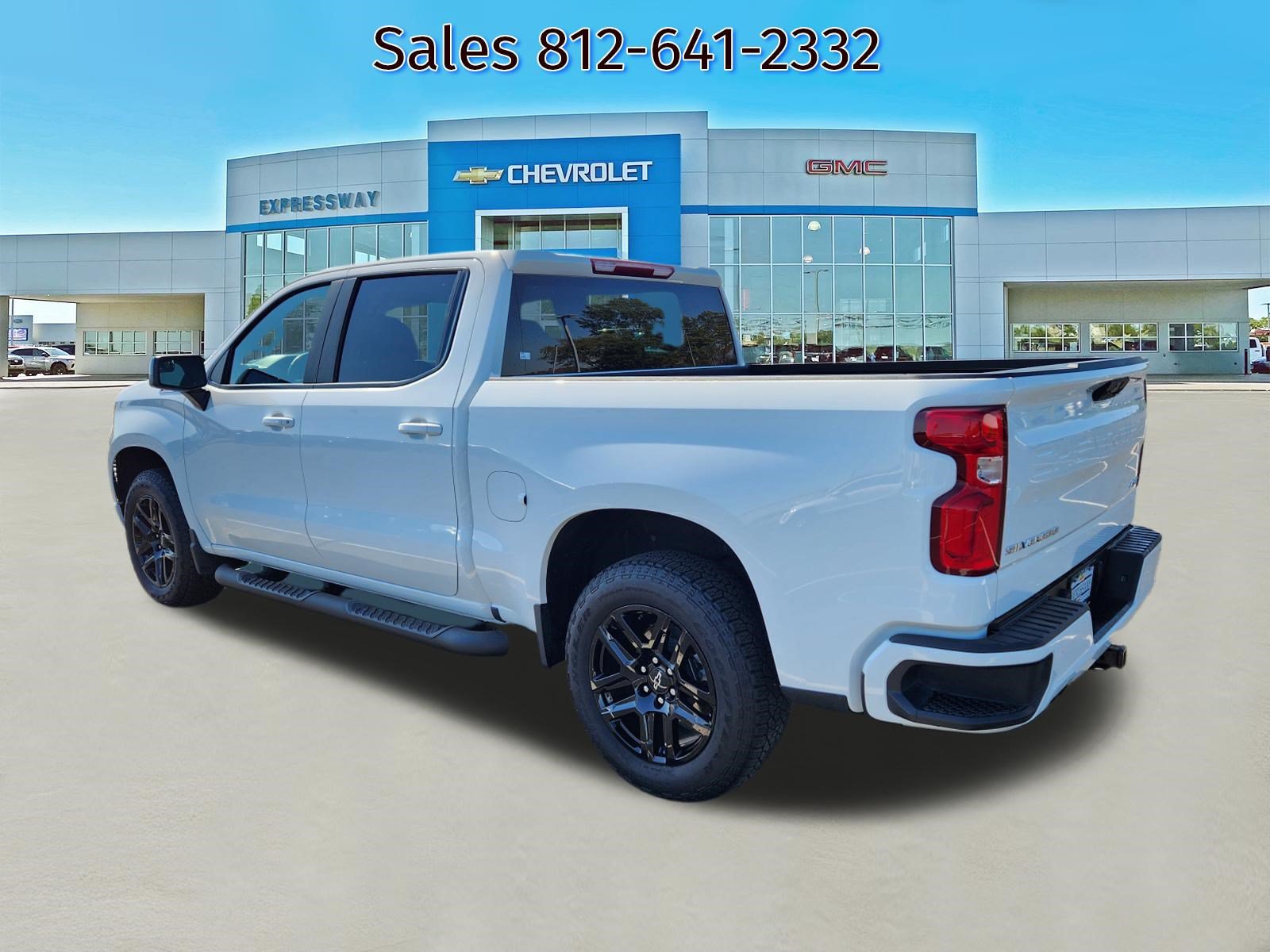 Used 2025 Chevrolet Silverado 1500 RST AWD/4WD image 5