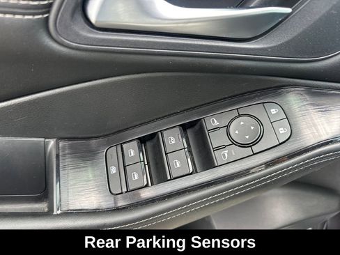 Used 2023 Nissan Rogue SV w/ SV Premium B Package FWD image 15