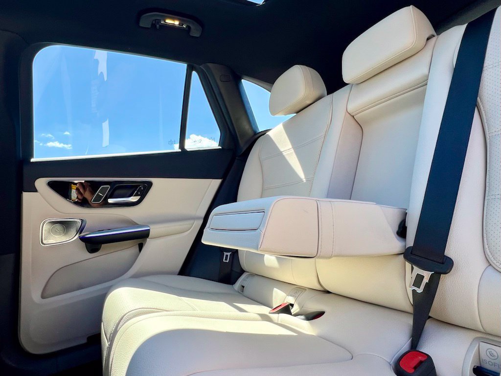 Certified 2026 Mercedes-Benz GLC 300 4MATIC image 12