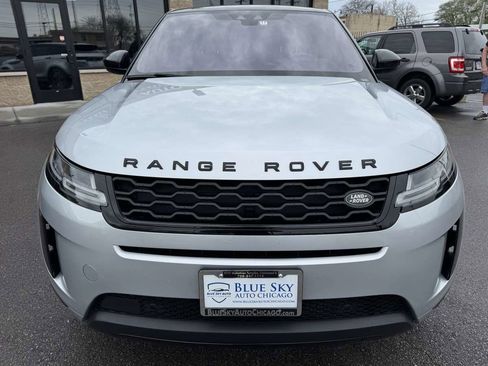 Used 2020 Land Rover Range Rover Evoque SE image 2